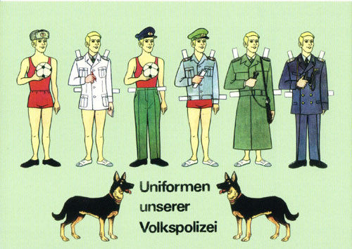 Cartolina postale "Uniformen der Volkspolizei"